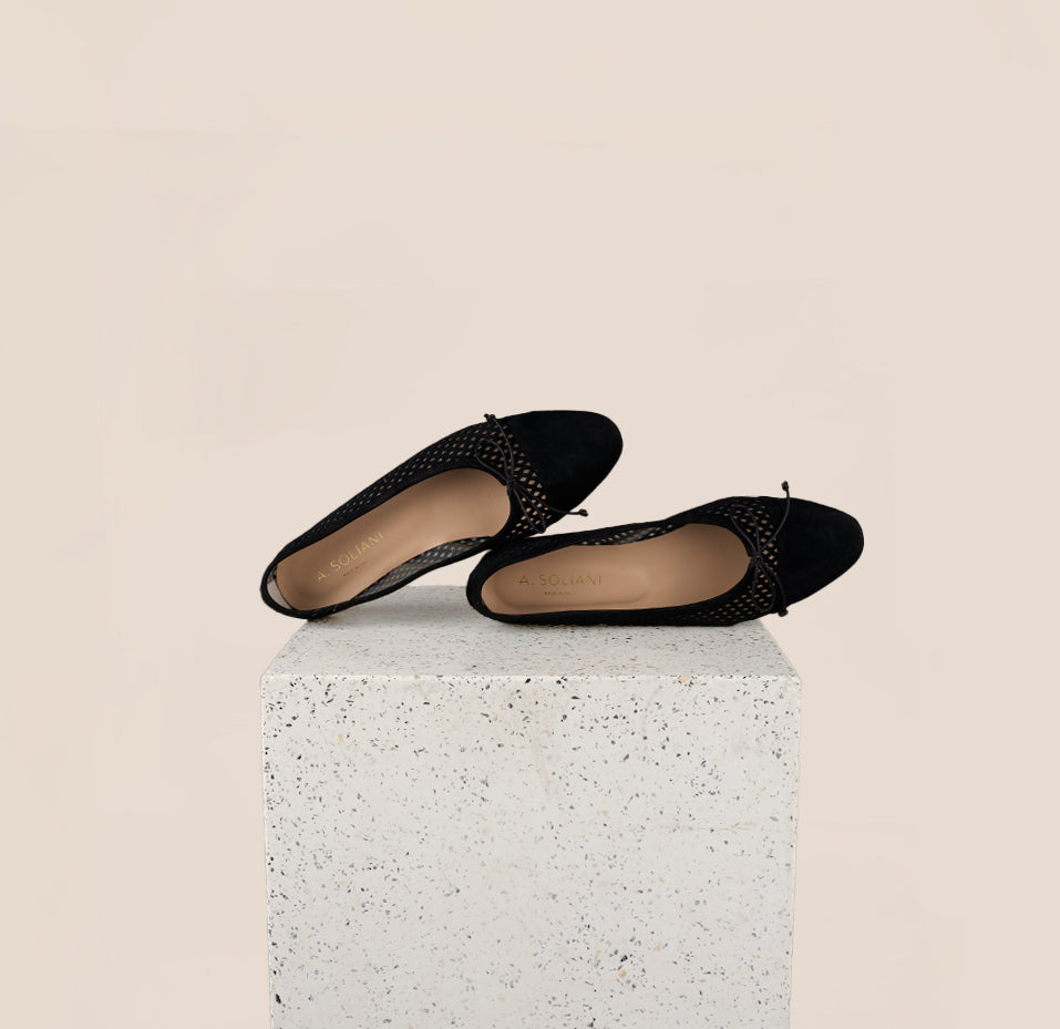 Como - Perforated Black Suede